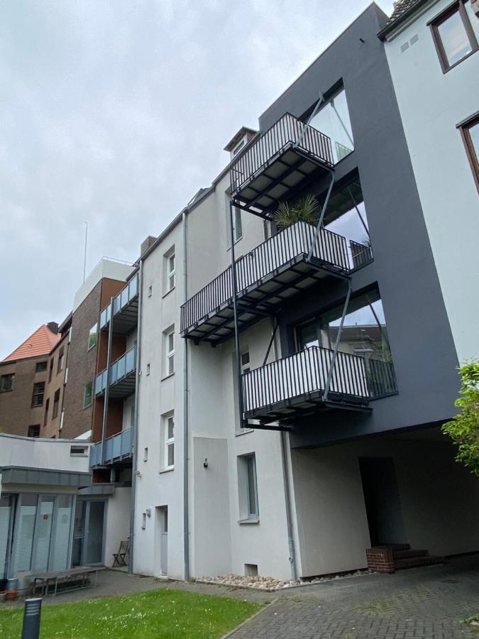 Schoene Grosse 4 Zimmer-Altbauwohnung Kiel Exteriör bild