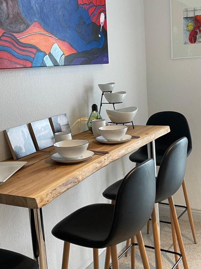 Schoene Grosse 4 Zimmer-Altbauwohnung Kiel Exteriör bild
