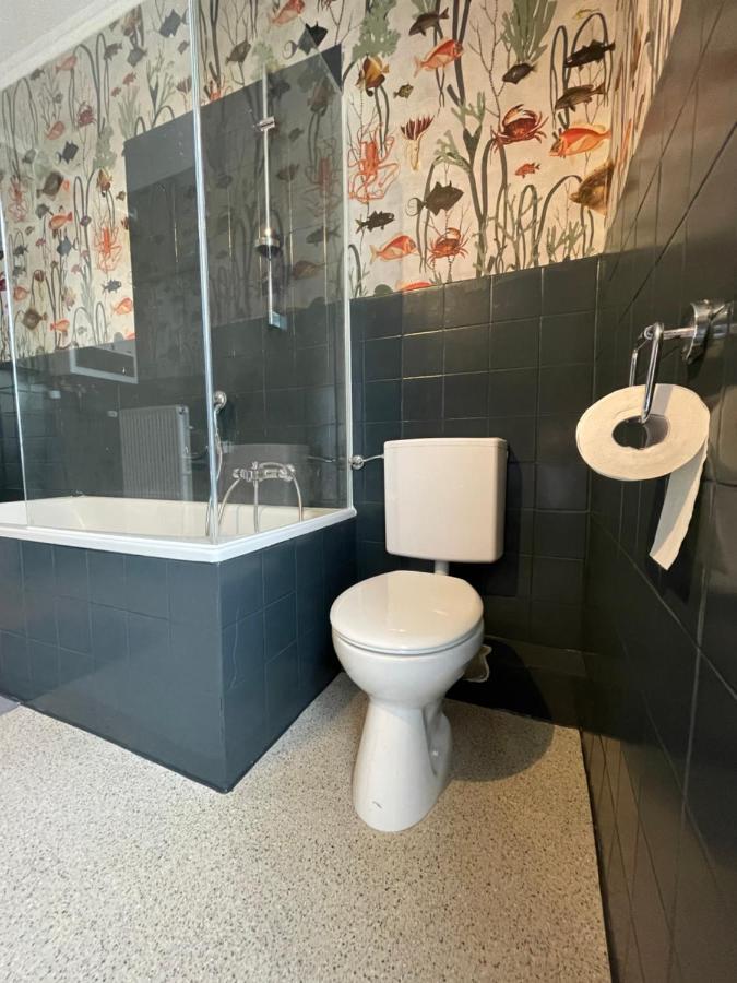 Schoene Grosse 4 Zimmer-Altbauwohnung Kiel Exteriör bild